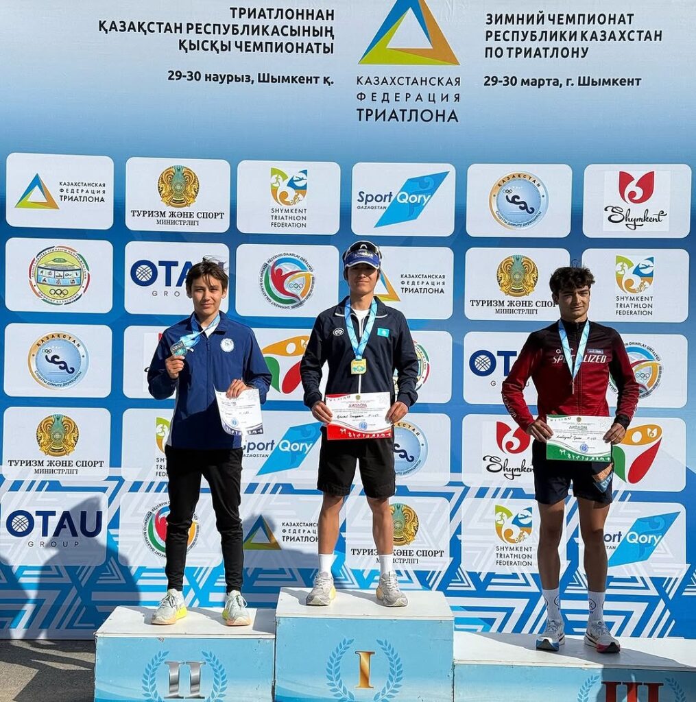 В Шымкенте прошёл чемпионат Казахстана по зимнему триатлону!❄️🏅